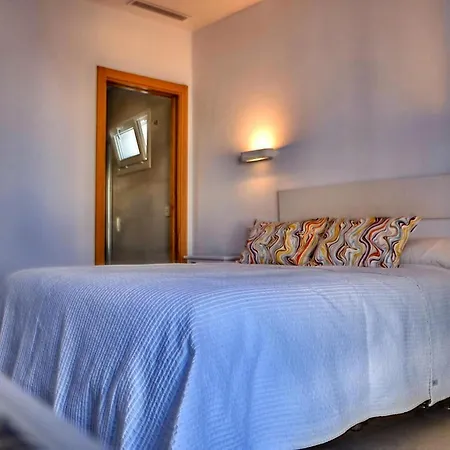 Apartment In Conil Near Stunning Beaches